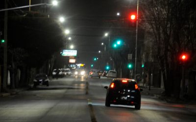 El Intendente supervisó la obra de iluminación de avenida Falucho