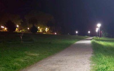 Usina y Municipio avanzan con la incorporación de luminarias led en los espacios verdes públicos de la ciudad