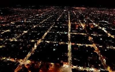 Usina y Municipio continúan con el programa de renovación del alumbrado público con la instalación de luminarias led en Villa Aguirre